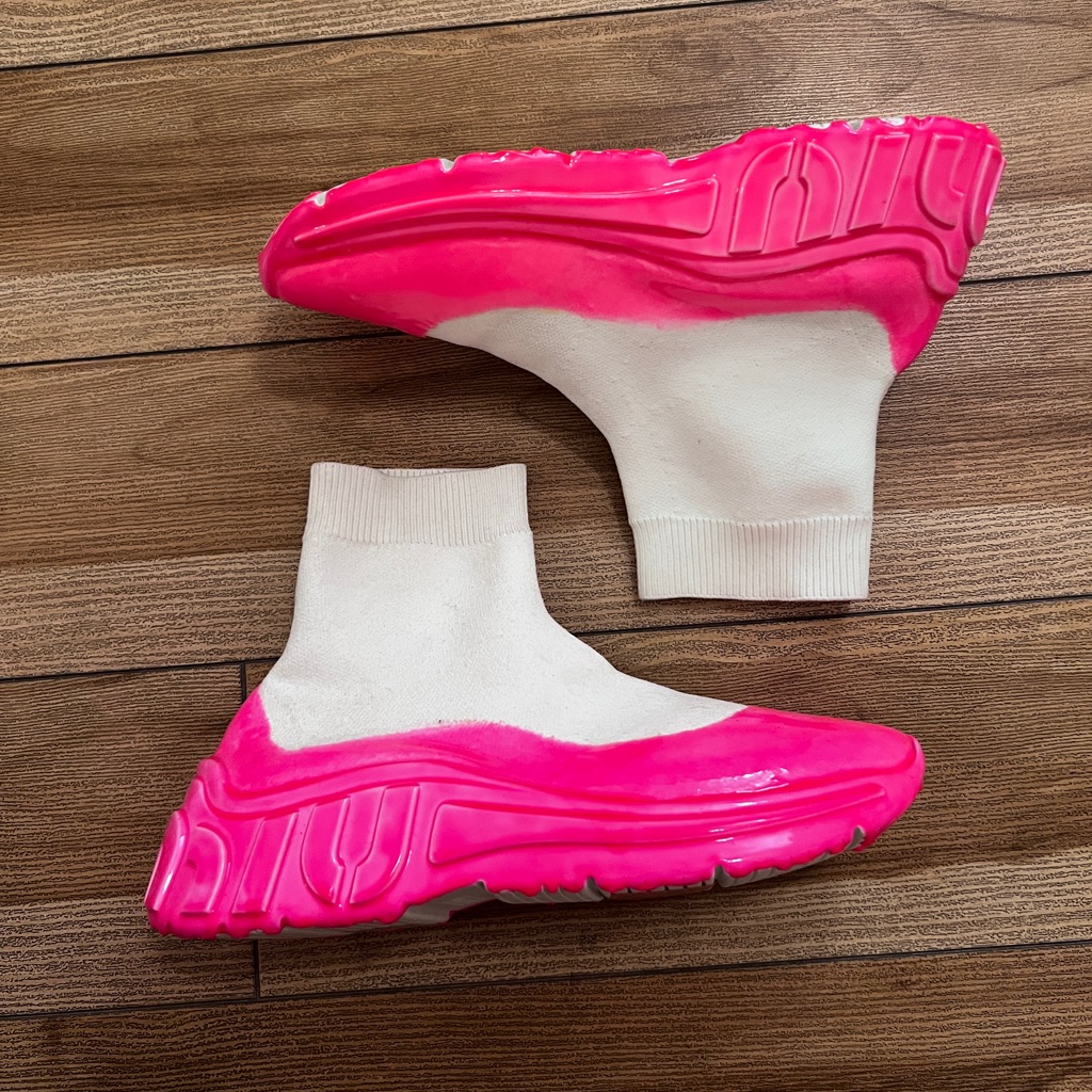 Miumiu Two-Tone White Socks Sneakers Ankle Boots Fluo Pink Size 36 Eu